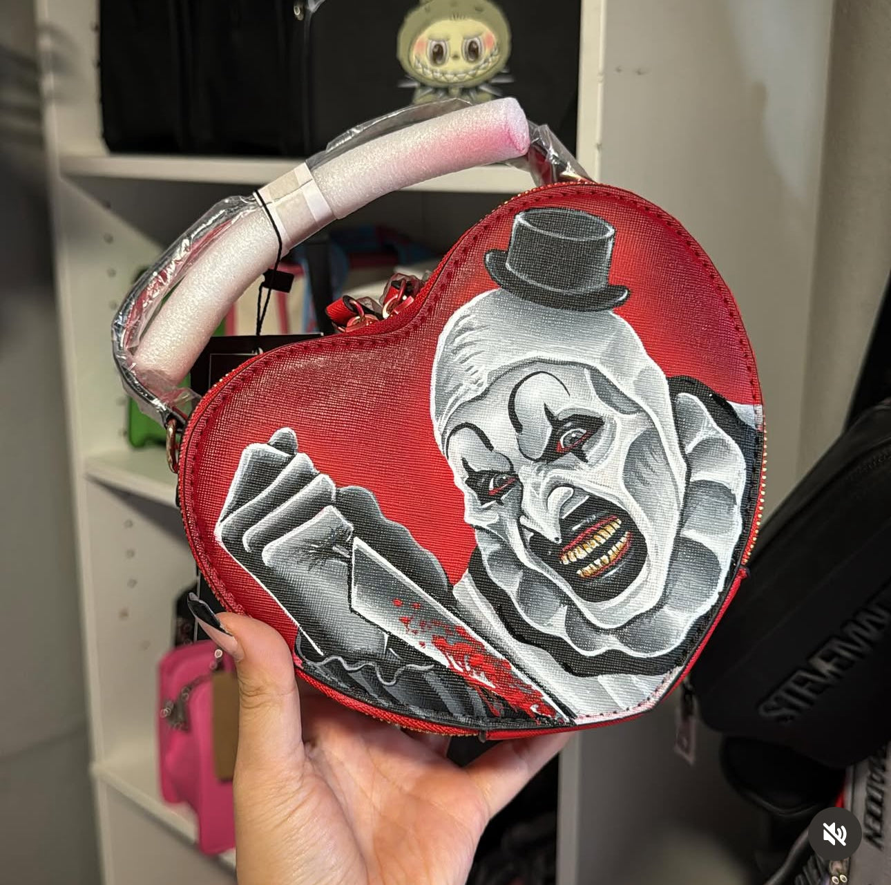 Art heart purse